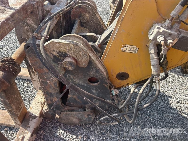 CAT TH220B Teleskopiskie manipulatori