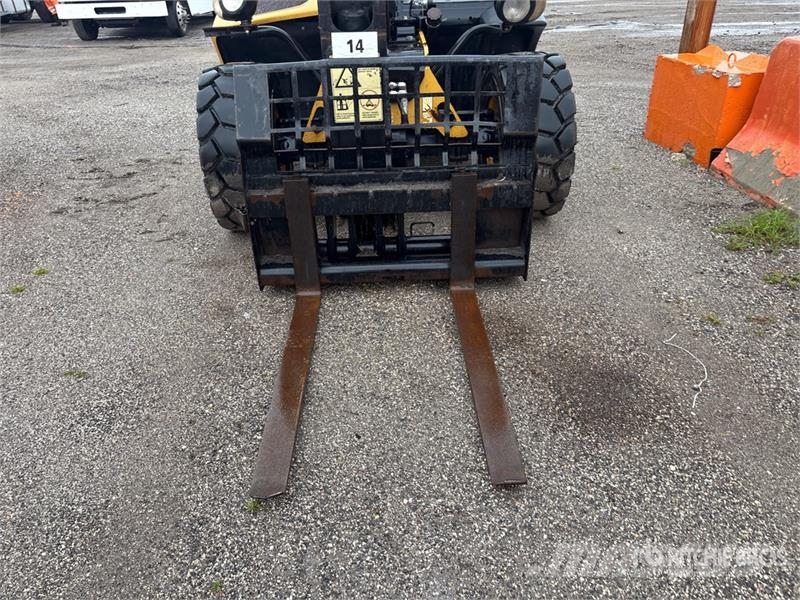 CAT TH255C 텔러 핸들러