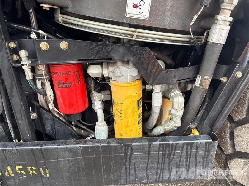 CAT TH255C 텔러 핸들러