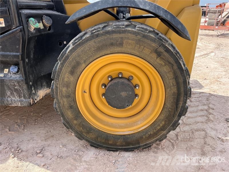 CAT TL1055 Teleskopski viličarji