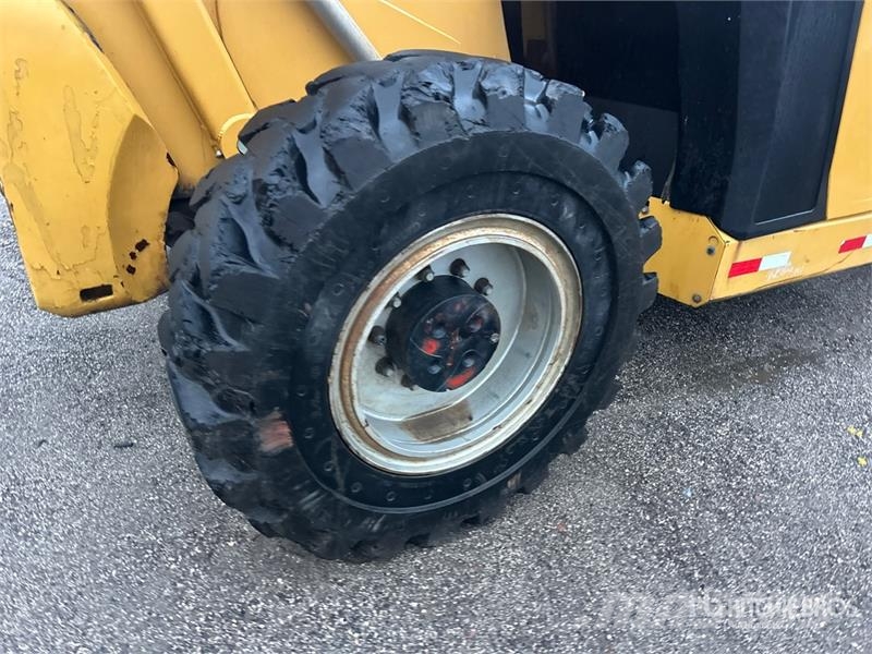 CAT TL1055D Telehandler Teleskoplæssere