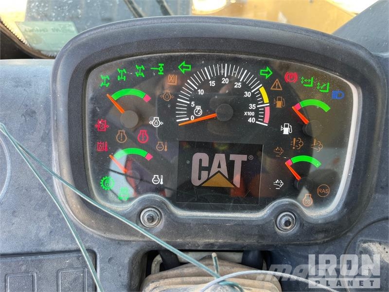 CAT TL1255 Teleskopické manipulátory