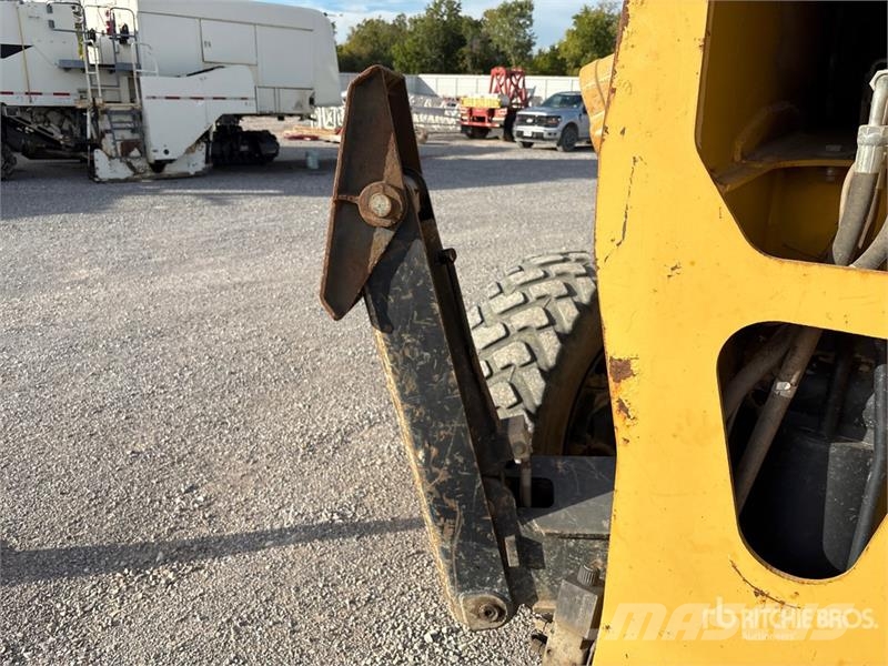 CAT TL1255 Teleskopski viličarji
