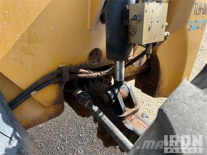 CAT TL1255 Teleskopické manipulátory
