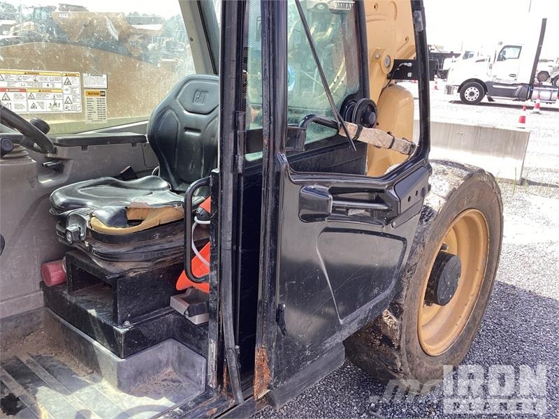 CAT TL1255D Telehandler テレスコーピックハンドラー
