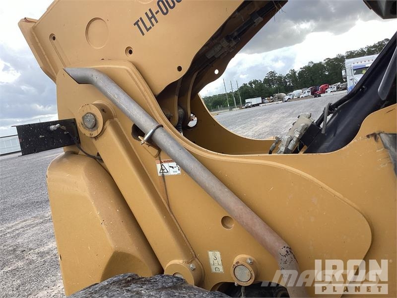 CAT TL1255D Telehandler テレスコーピックハンドラー