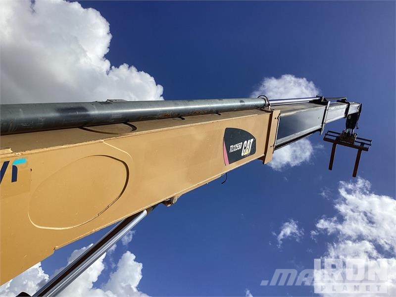 CAT TL1255D Telehandler テレスコーピックハンドラー