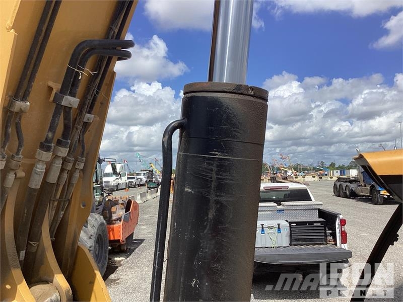 CAT TL1255D Telehandler テレスコーピックハンドラー