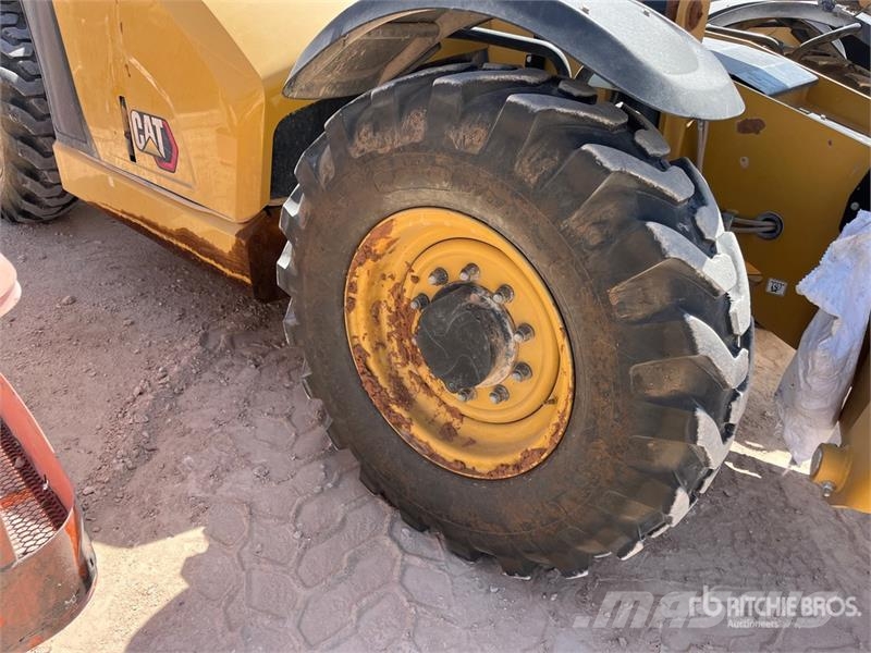 CAT TL642 Telescopic handlers