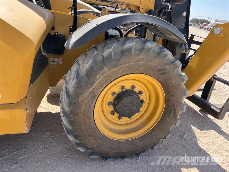 CAT TL642 Telescopic handlers