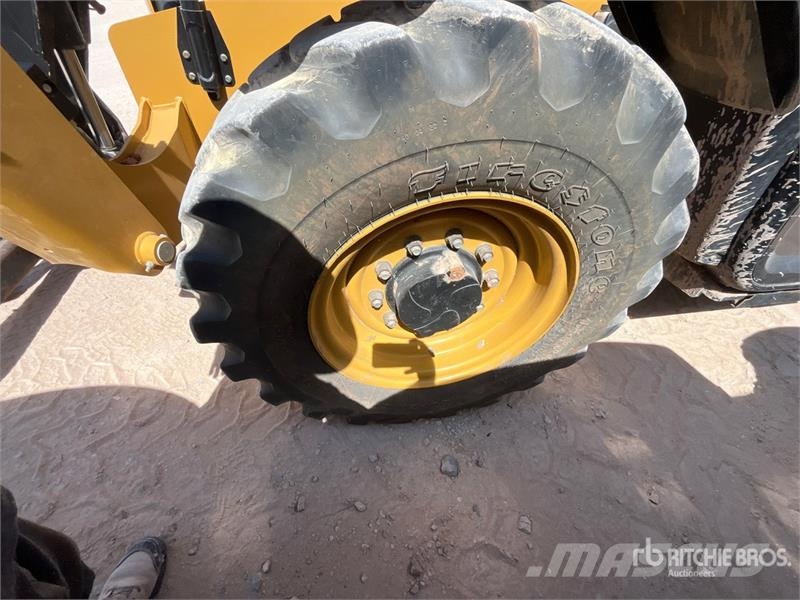 CAT TL642 Telescopic handlers
