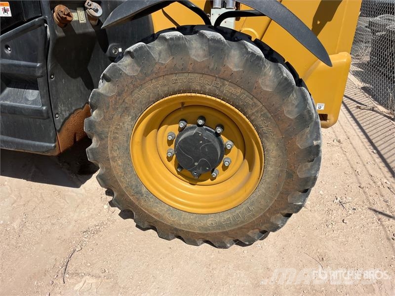 CAT TL642 Telescopic handlers