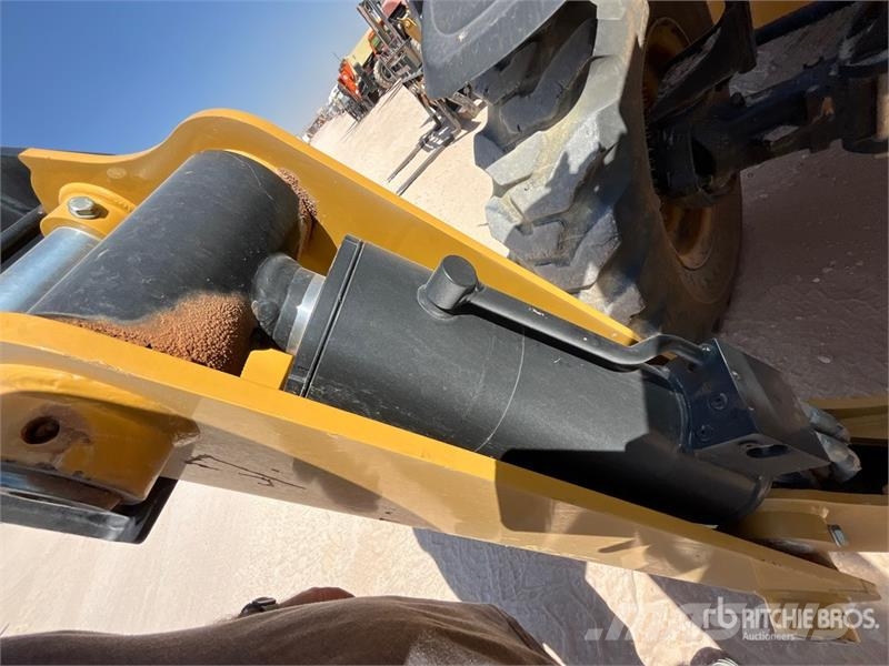 CAT TL642 Telescopic handlers