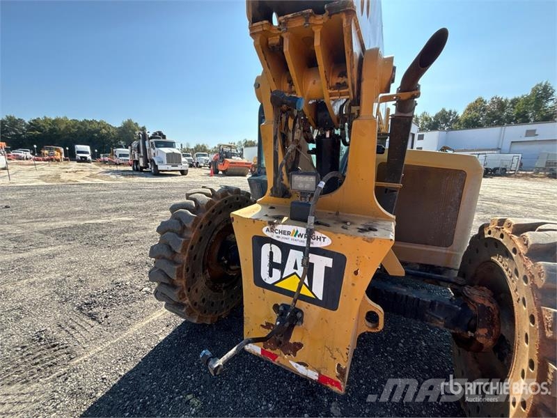 CAT TL642C Teleskopski viljuškari
