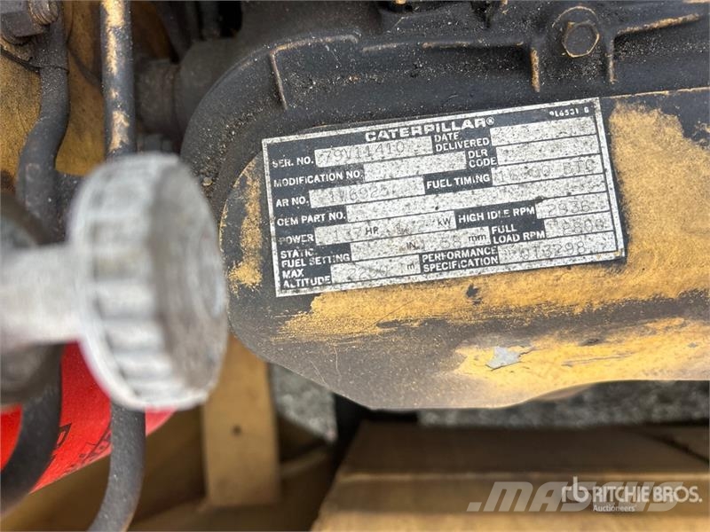 CAT V330B 33000 lb Forklift (Inoperable) Andere Gabelstapler