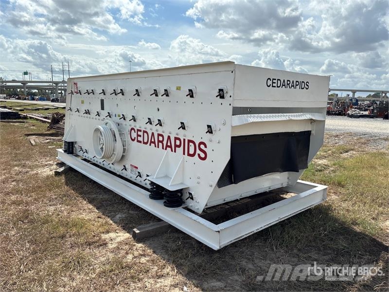 Cedarapids Skid-Mounted Multi-Deck Horizontal Vibrating Scree غرابيل