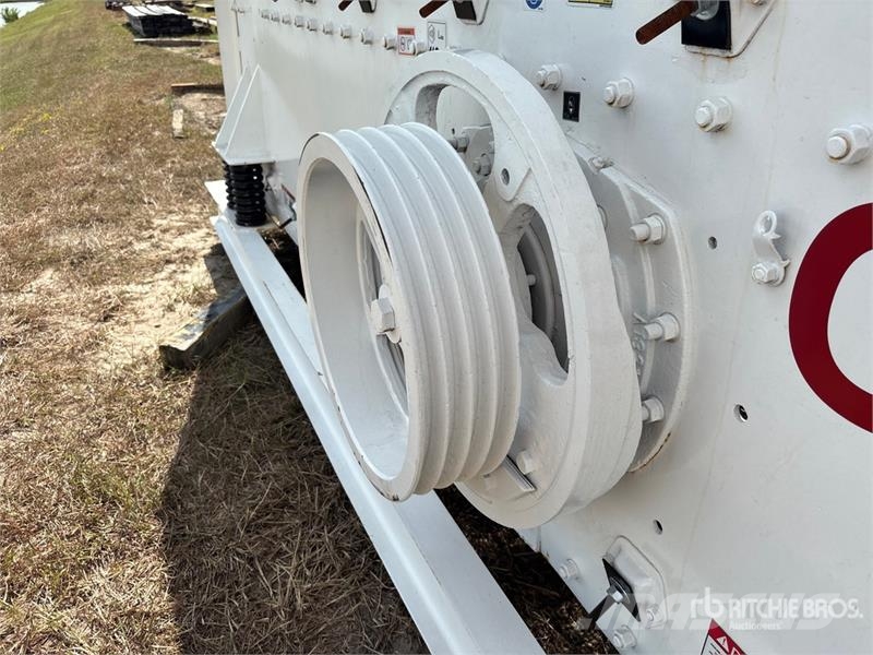 Cedarapids Skid-Mounted Multi-Deck Horizontal Vibrating Scree غرابيل