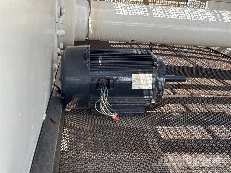 Cedarapids Skid-Mounted Multi-Deck Horizontal Vibrating Scree غرابيل