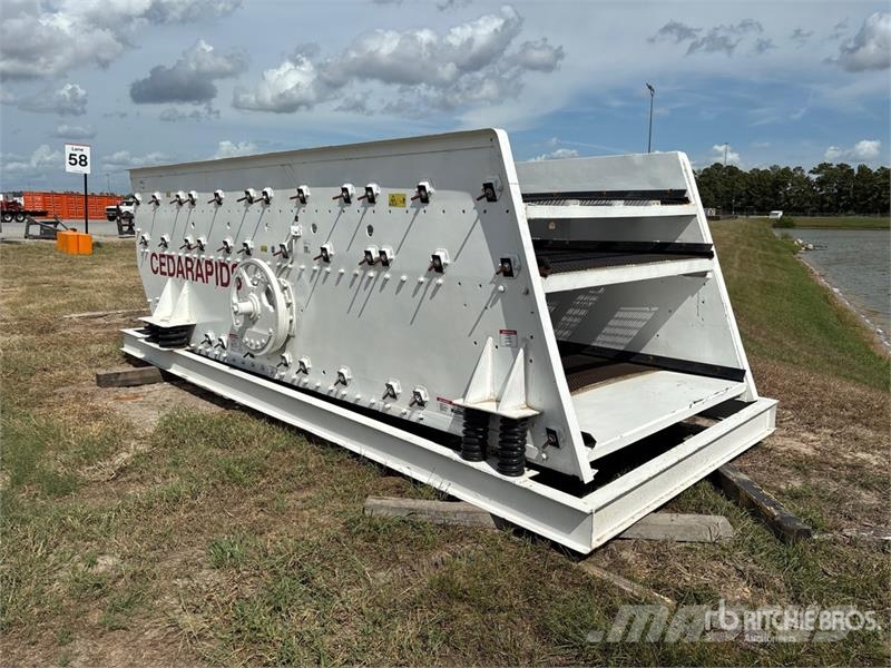 Cedarapids Skid-Mounted Multi-Deck Horizontal Vibrating Scree غرابيل
