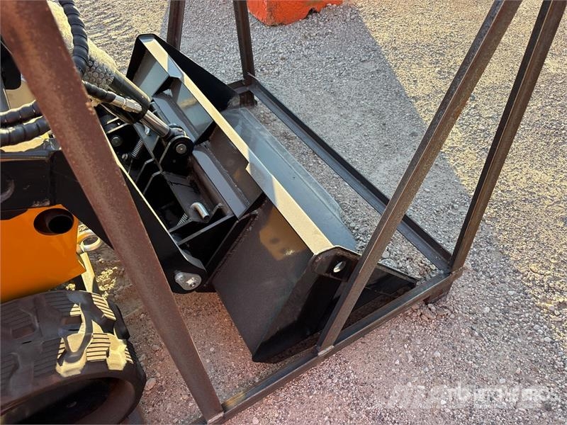 CFG KJT27 Mini Compact Track Loader (Unused) Skid steer loaders