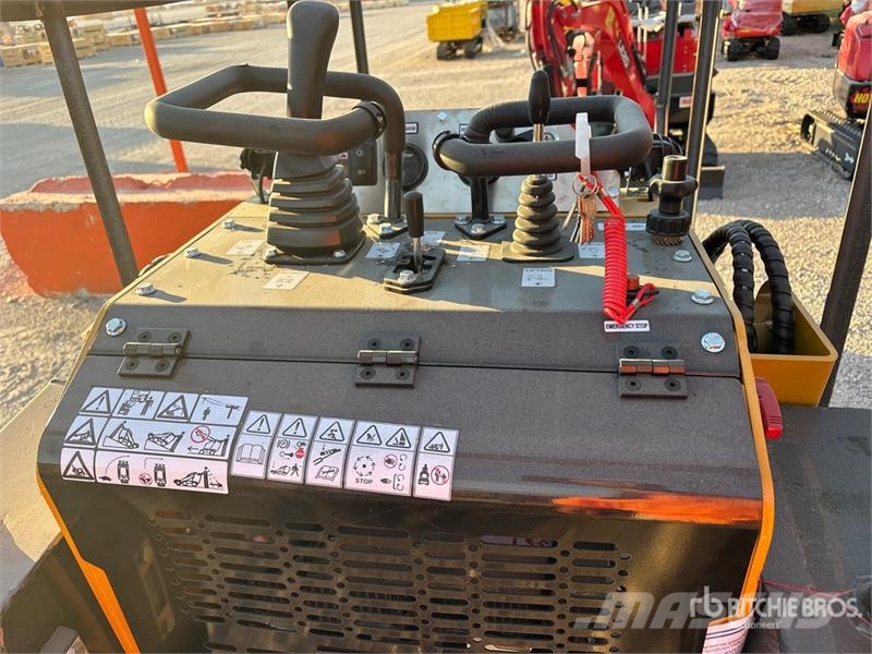 CFG KJT27 Mini Compact Track Loader (Unused) Skid steer loaders