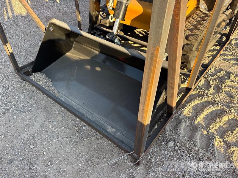 CFG KJT27 Mini Compact Track Loader (Unused) Skid steer loaders