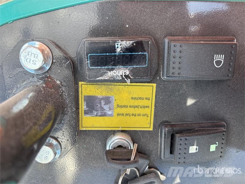 CFG KV16R Mini Excavator (Unused) 小型挖掘机