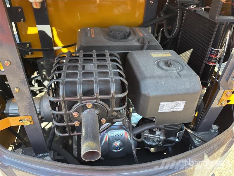 CFG QK18R Mini Excavator (Unused) Mini ekskavatori < 7 t