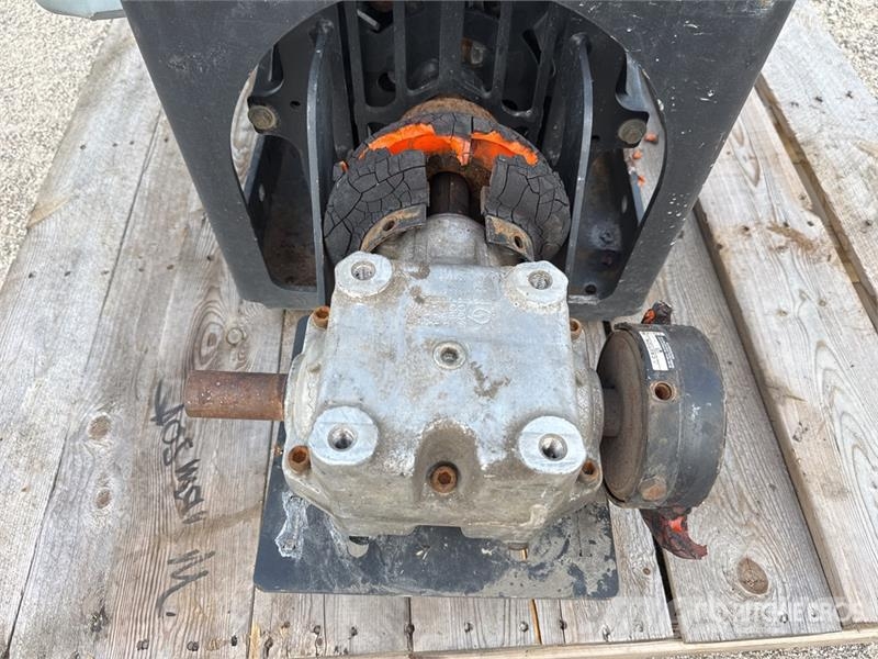 Challenger Water Pump 폐기물 펌프