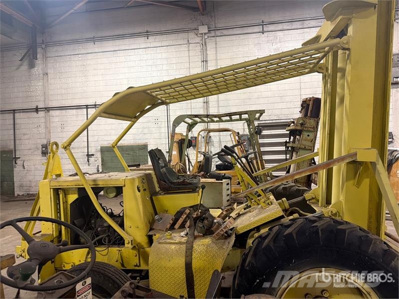  Champ 200 Pneumatic Tire Forklift Viličarji - drugo