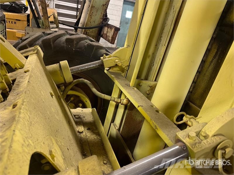  Champ 200 Pneumatic Tire Forklift Viličarji - drugo