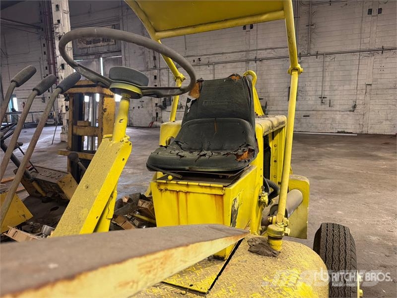  Champ 200 Pneumatic Tire Forklift Viličarji - drugo