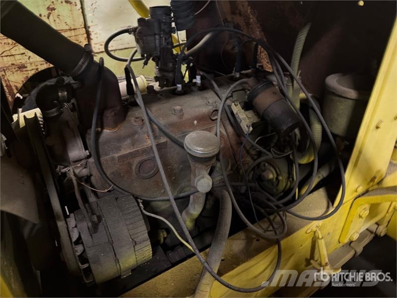  Champ 200 Pneumatic Tire Forklift Viličarji - drugo