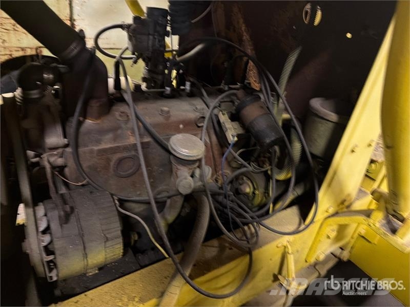  Champ 200 Pneumatic Tire Forklift Viličarji - drugo