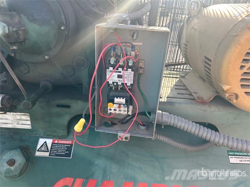 Champion HR10-12 Electric 120 gal Air Compressor Kompressorer
