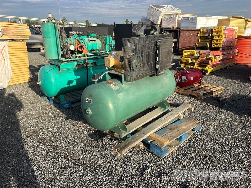 Champion HR10-12 Electric 120 gal Air Compressor Kompressorer
