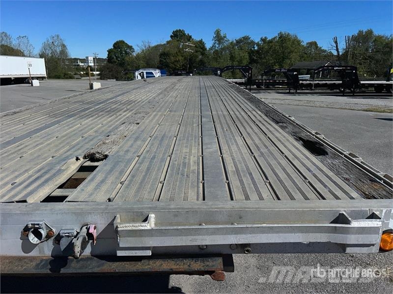 Chaparral 48 ft T/A Spread Axle Flatbed Trailer Plato/keson prikolice