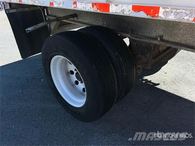 Chaparral 48 ft T/A Spread Axle Flatbed Trailer Plato/keson prikolice