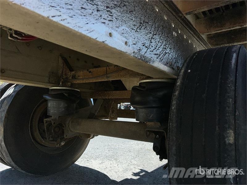 Chaparral 48 ft T/A Spread Axle Flatbed Trailer Plato/keson prikolice