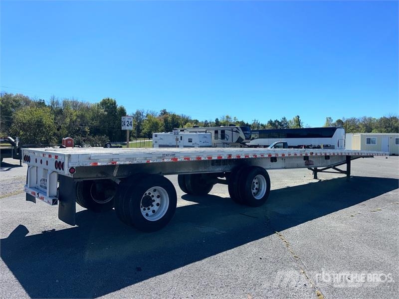 Chaparral 48 ft T/A Spread Axle Flatbed Trailer Plato/keson prikolice