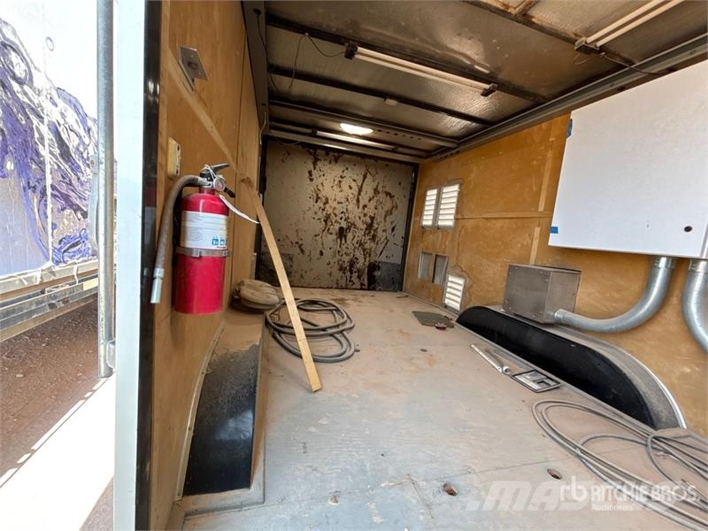 Charmac T/A Enclosed Water Treatment Trailer Andre hengere