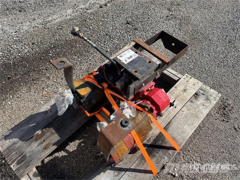  Chelsea Driveshaft Driven Gear Box w/2 PTOs Транспорт - Інші