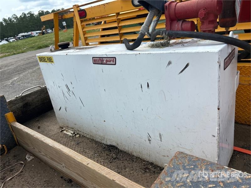  Cheverolet 3500HD 4x2 Flatbed Truck Madelautod