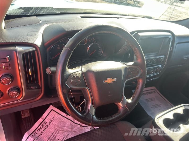  Cheverolet Silverado 1500 4x4 Extended Cab Pickup أخرى