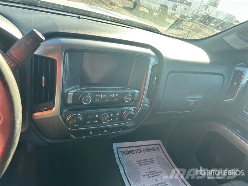  Cheverolet Silverado 1500 4x4 Extended Cab Pickup أخرى