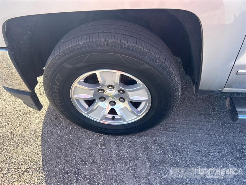  Cheverolet Silverado 1500 4x4 Extended Cab Pickup أخرى