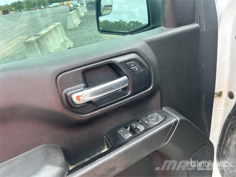 Chevrolet 1500 4x2 Crew Cab Pickup Other