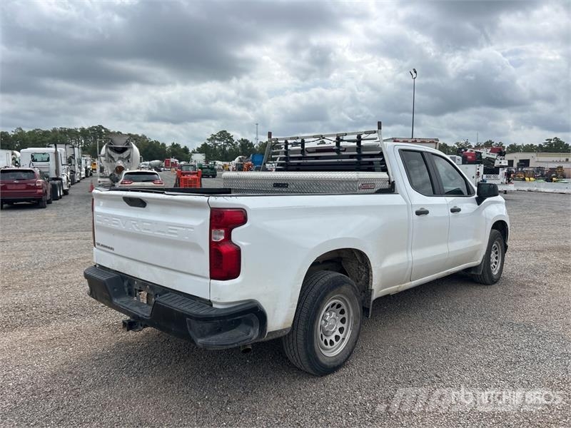 Chevrolet 1500 4x2 Crew Cab Pickup Other