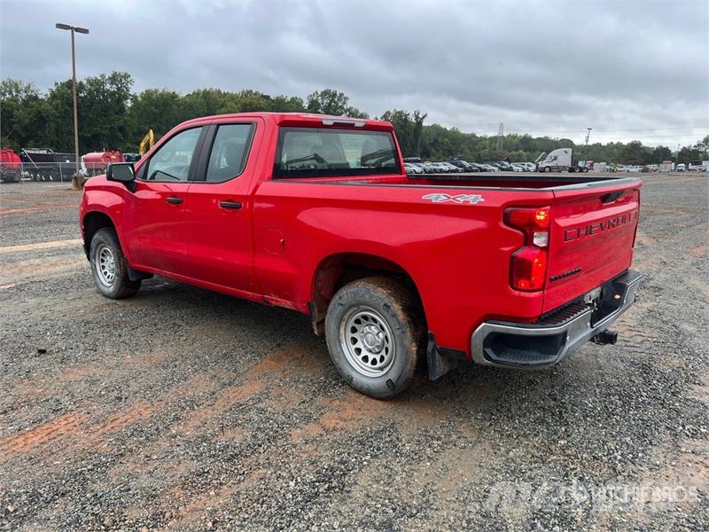 Chevrolet 1500 4x4 Crew Cab Pickup 其他
