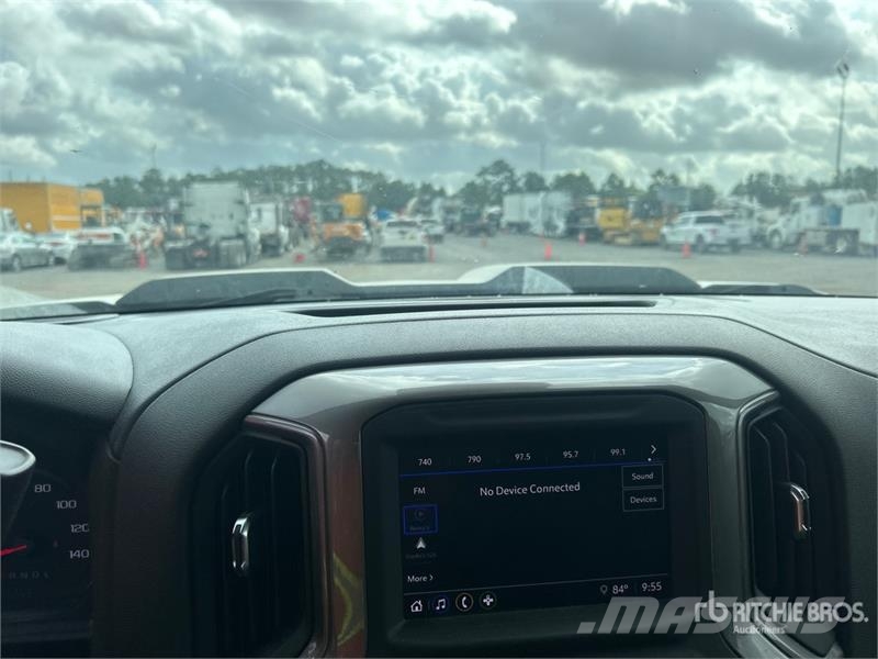 Chevrolet 1500 4x4 Crew Cab Pickup Citi